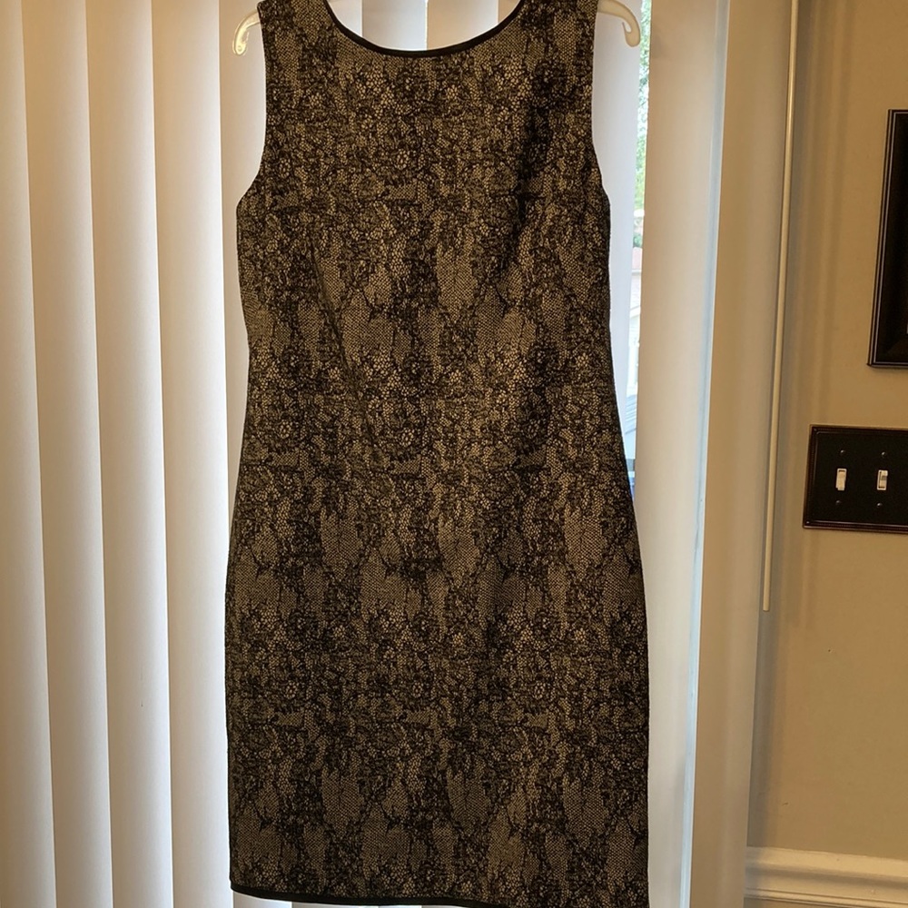 Tahari Sleeveless dress